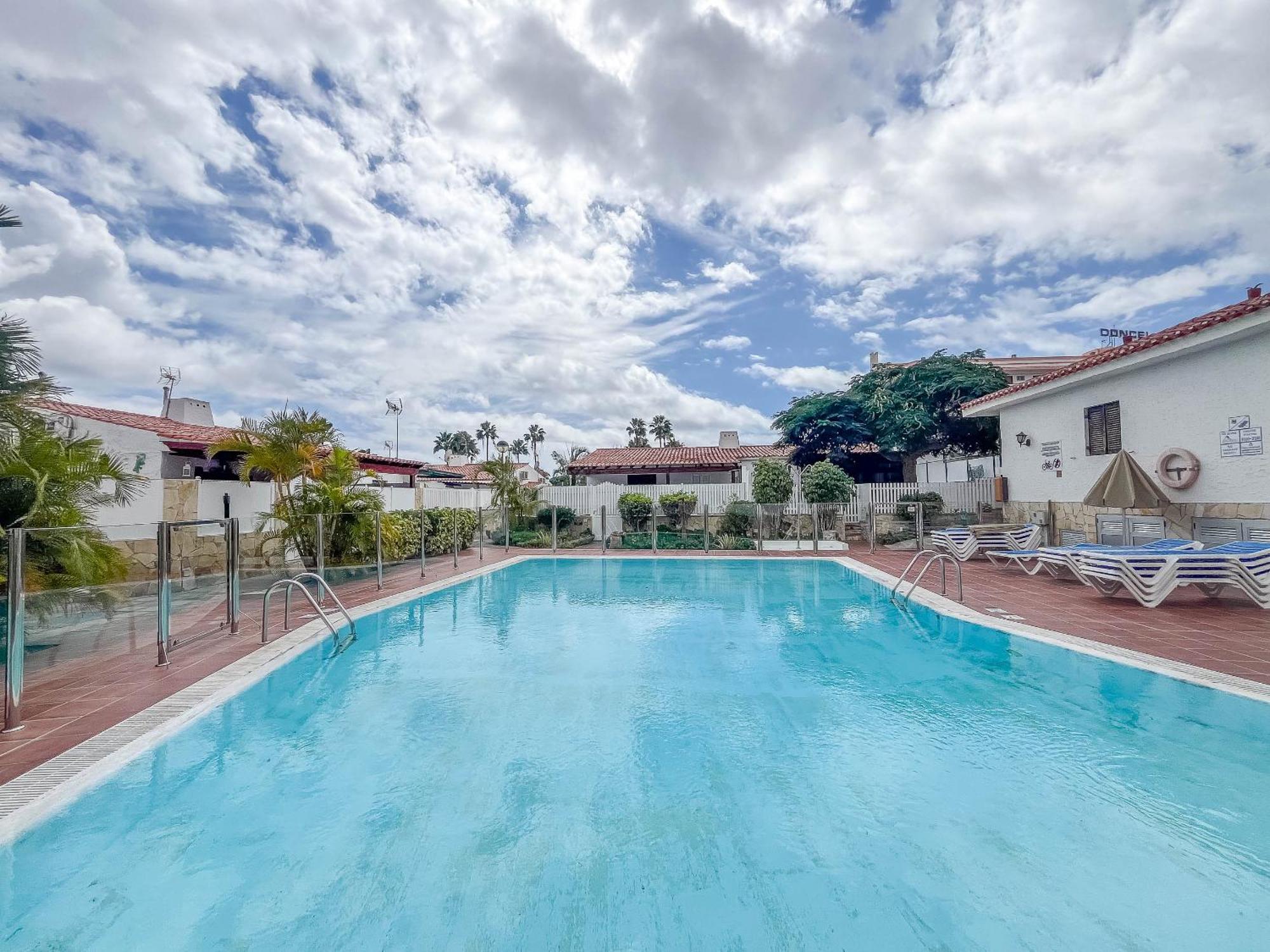 Private Chill-Out Terrace Bungalow - Pool Apartment San Bartolome de Tirajana  Exterior photo